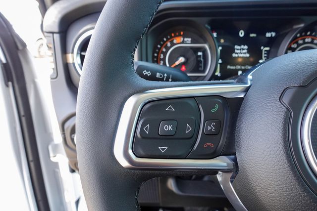 new 2025 Jeep Wrangler car, priced at $55,025