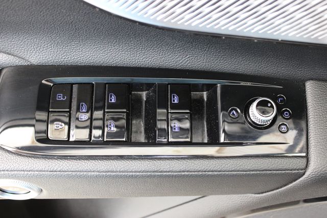 used 2024 Maserati Grecale car, priced at $39,997