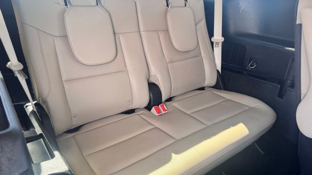 used 2021 Ford Explorer car, priced at $25,000