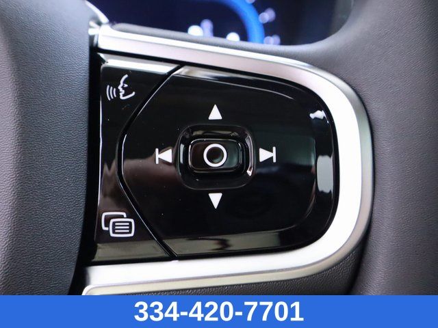 new 2025 Volvo XC60 car, priced at $52,640