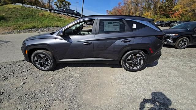 new 2025 Hyundai Tucson Hybrid car, priced at $37,438