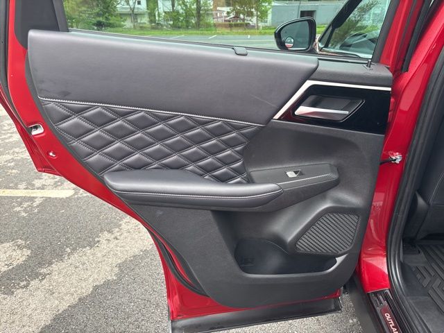 used 2023 Mitsubishi Outlander car, priced at $29,189