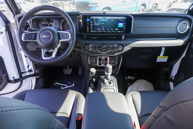 new 2025 Jeep Wrangler car, priced at $47,525