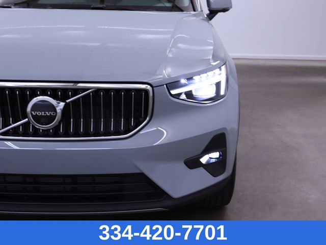 new 2025 Volvo XC40 car, priced at $46,335