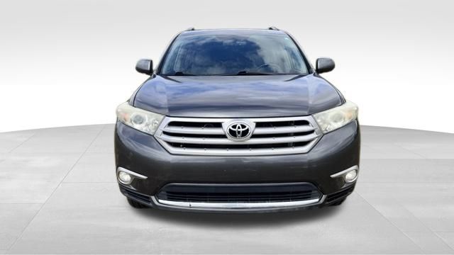 used 2012 Toyota Highlander car, priced at $6,788