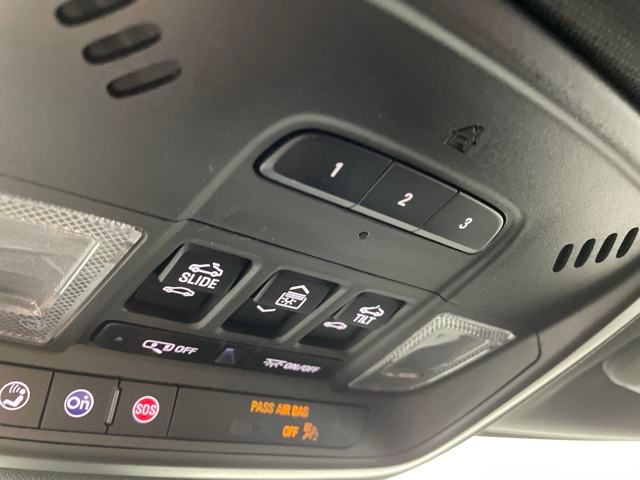 used 2023 Chevrolet Traverse car, priced at $45,500