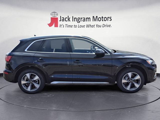 new 2025 Audi Q5 car, priced at $51,540