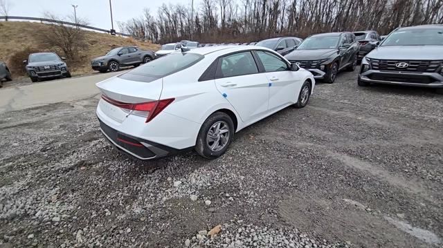 new 2025 Hyundai Elantra car, priced at $23,659