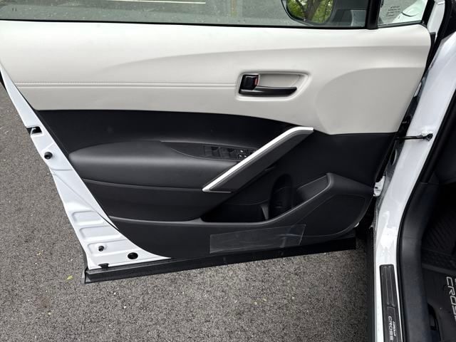 new 2025 Toyota Corolla Cross car, priced at $28,492