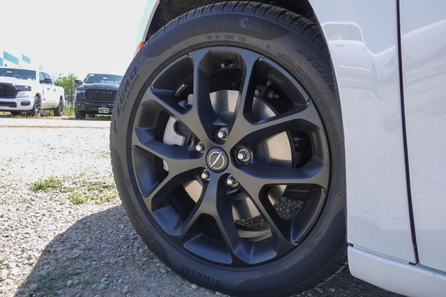 new 2025 Chrysler Pacifica car, priced at $53,494