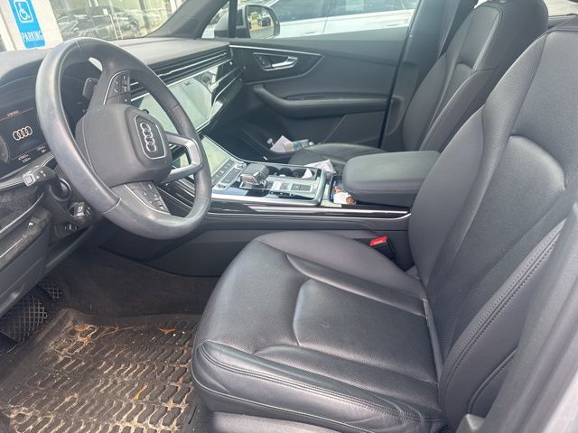 used 2021 Audi Q7 car