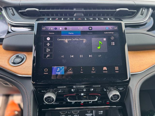 used 2022 Jeep Grand Cherokee car, priced at $42,649