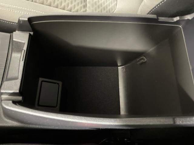 used 2021 Ford Escape car, priced at $20,500