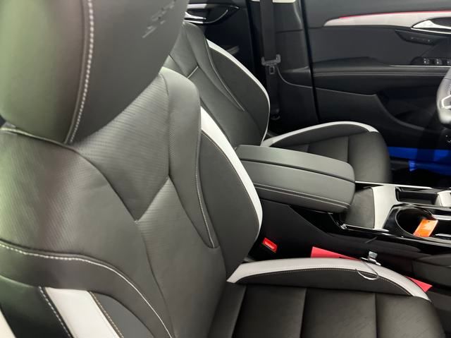 new 2025 Buick Envision car, priced at $41,000