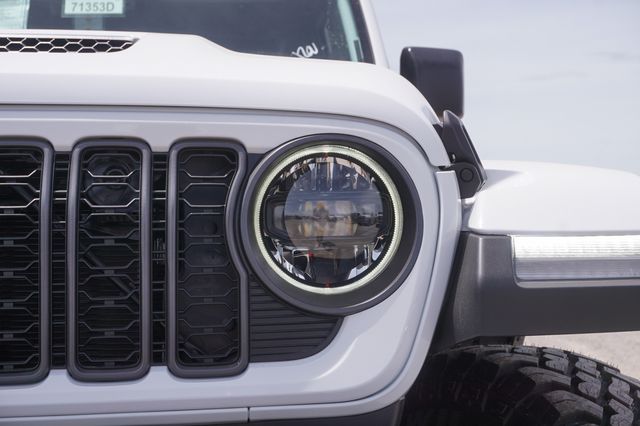 new 2024 Jeep Gladiator car, priced at $53,597