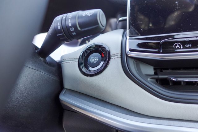 new 2025 Jeep Compass car, priced at $28,935