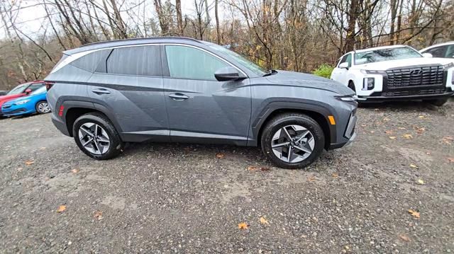 new 2025 Hyundai Tucson car, priced at $33,230