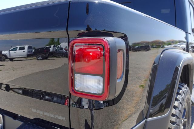 new 2025 Jeep Gladiator car, priced at $47,030