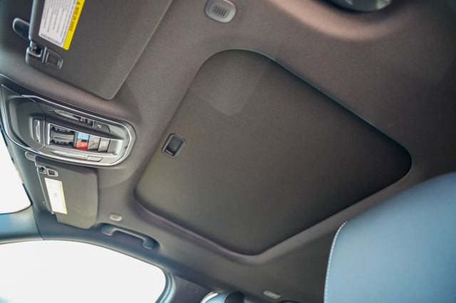 new 2025 Jeep Grand Cherokee car, priced at $38,850