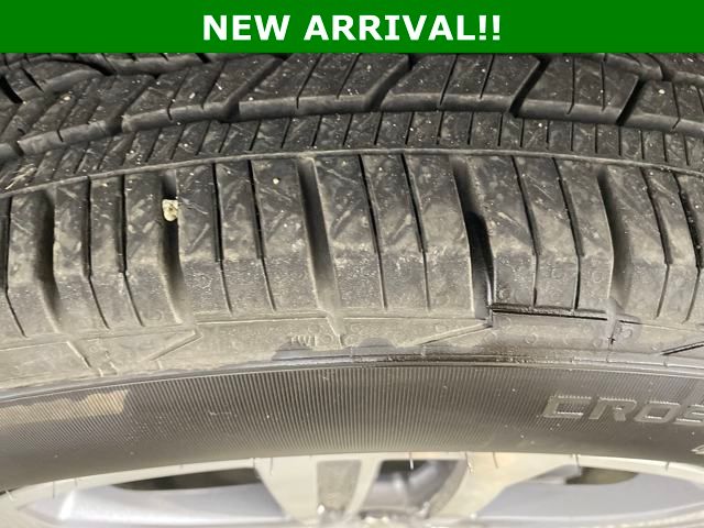 used 2023 Chevrolet Traverse car, priced at $45,500