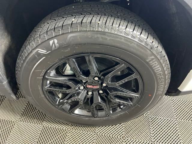 new 2024 GMC Sierra 1500 car, priced at $46,500