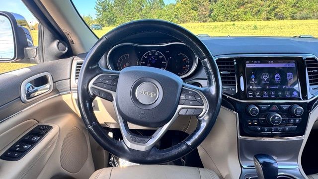 used 2020 Jeep Grand Cherokee car, priced at $16,211