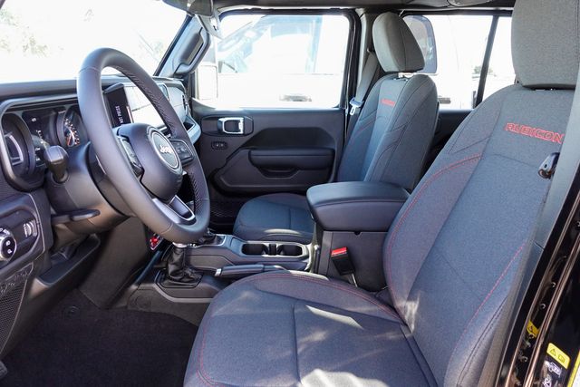 new 2025 Jeep Gladiator car, priced at $47,610