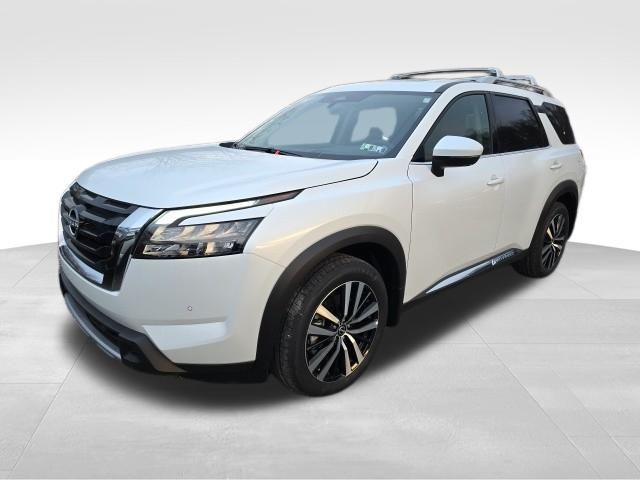 new 2025 Nissan Pathfinder car, priced at $51,799