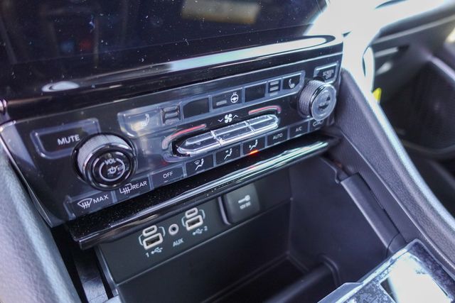 new 2025 Jeep Grand Cherokee car, priced at $44,540