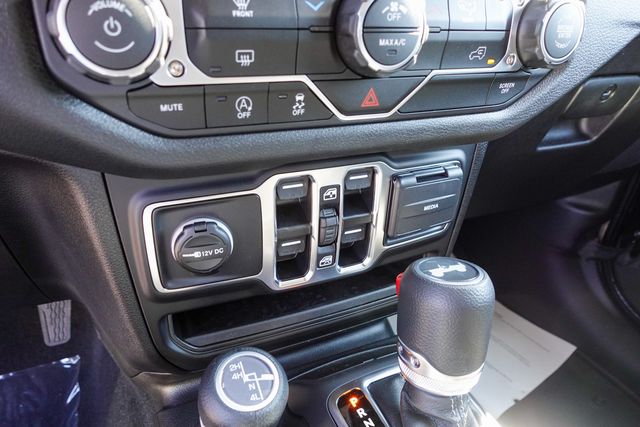 new 2025 Jeep Wrangler car, priced at $45,680