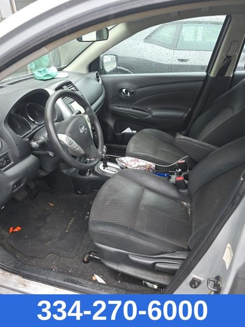 used 2019 Nissan Versa car
