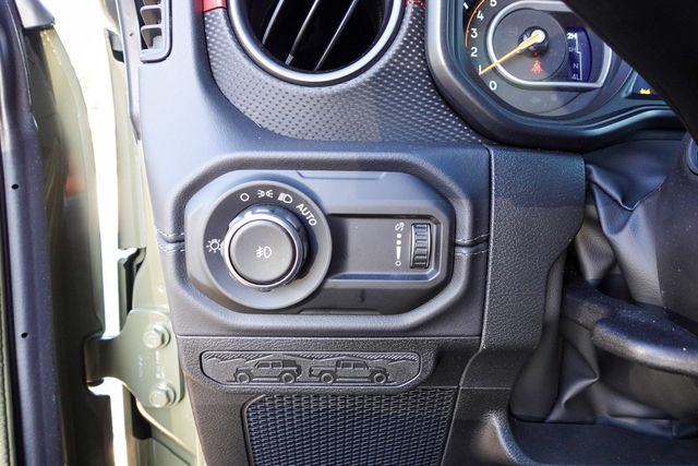 new 2025 Jeep Wrangler car, priced at $53,580