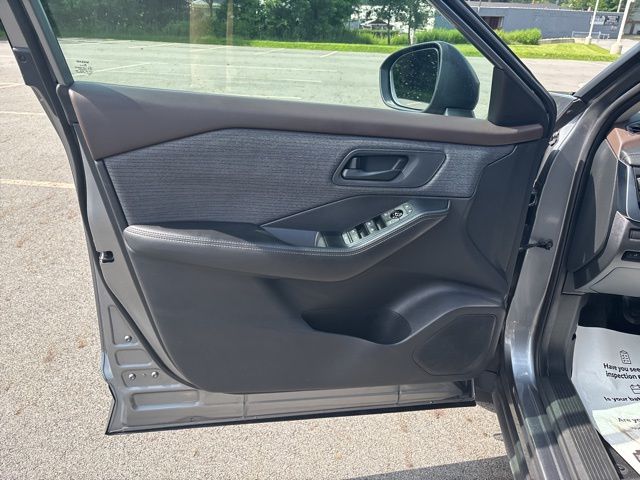 used 2021 Nissan Rogue car, priced at $18,999