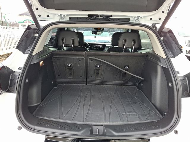 used 2025 Buick Encore GX car, priced at $25,956