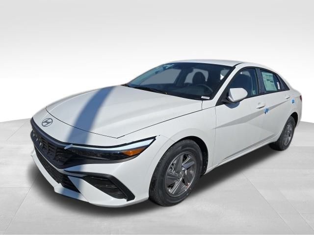 new 2025 Hyundai Elantra car, priced at $23,886