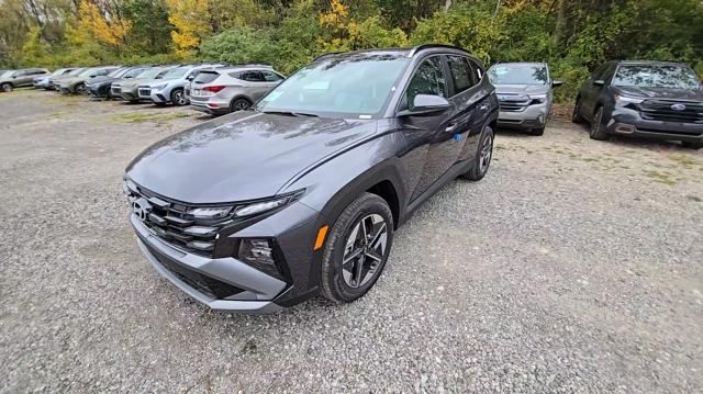 new 2025 Hyundai Tucson Hybrid car, priced at $37,325