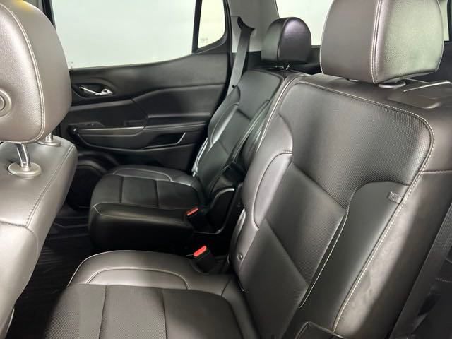used 2022 GMC Acadia car, priced at $26,000