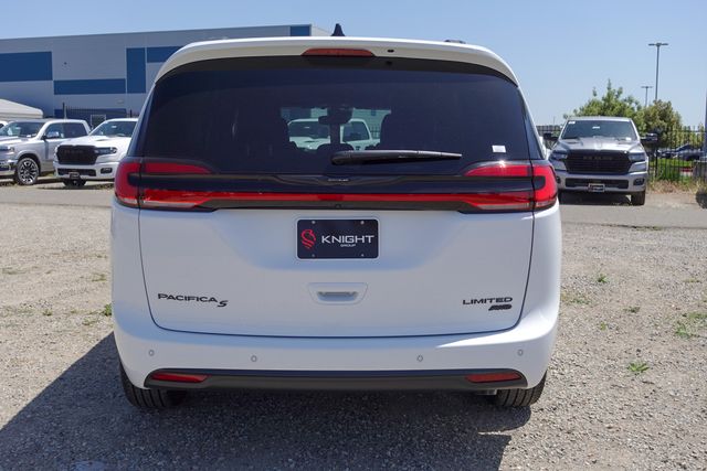 new 2025 Chrysler Pacifica car, priced at $53,494