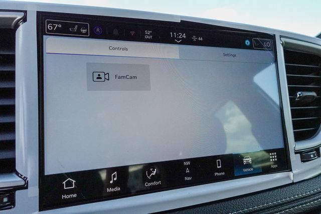 new 2025 Chrysler Pacifica car, priced at $41,290