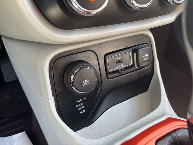 used 2015 Jeep Renegade car, priced at $9,999