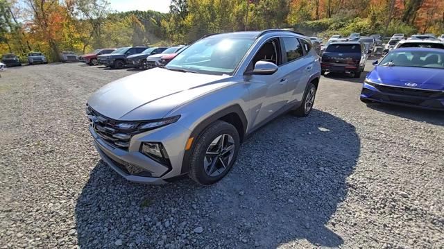 new 2025 Hyundai Tucson Hybrid car, priced at $37,282