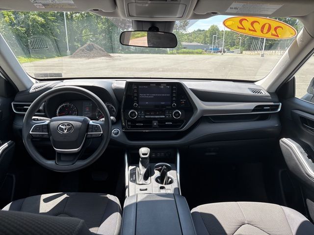 used 2022 Toyota Highlander car, priced at $31,199