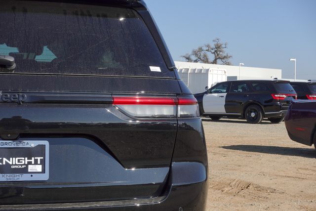 new 2025 Jeep Grand Cherokee car, priced at $40,650