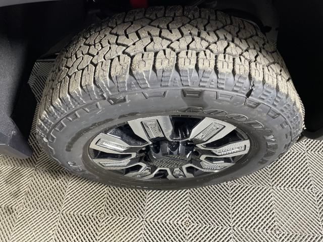 new 2025 GMC Sierra 2500HD car, priced at $84,000