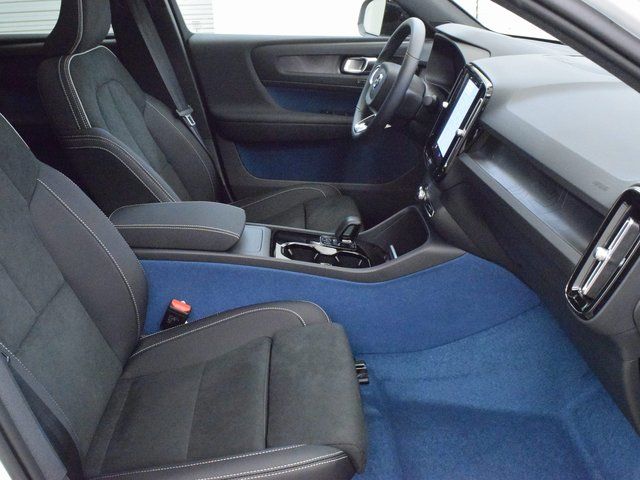 used 2023 Volvo C40 Recharge Pure Electric car, priced at $39,997