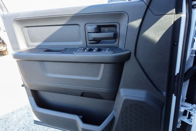 new 2025 Ram 3500 car, priced at $59,905