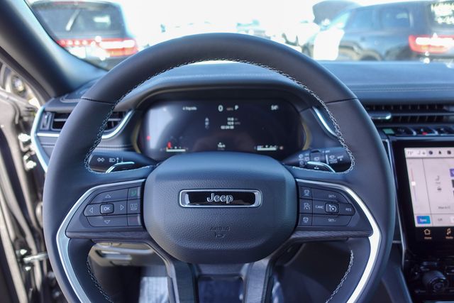 new 2025 Jeep Grand Cherokee car, priced at $46,676