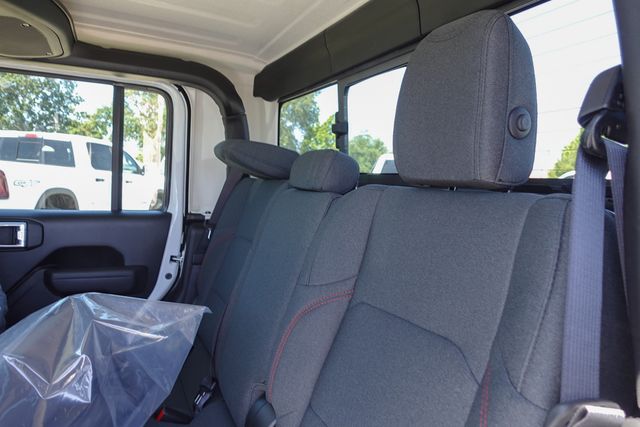 new 2025 Jeep Gladiator car, priced at $47,390