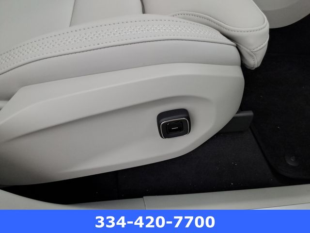 new 2025 Volvo EX90 car, priced at $82,370