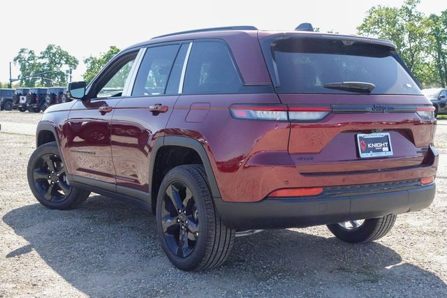 new 2025 Jeep Grand Cherokee car, priced at $47,180